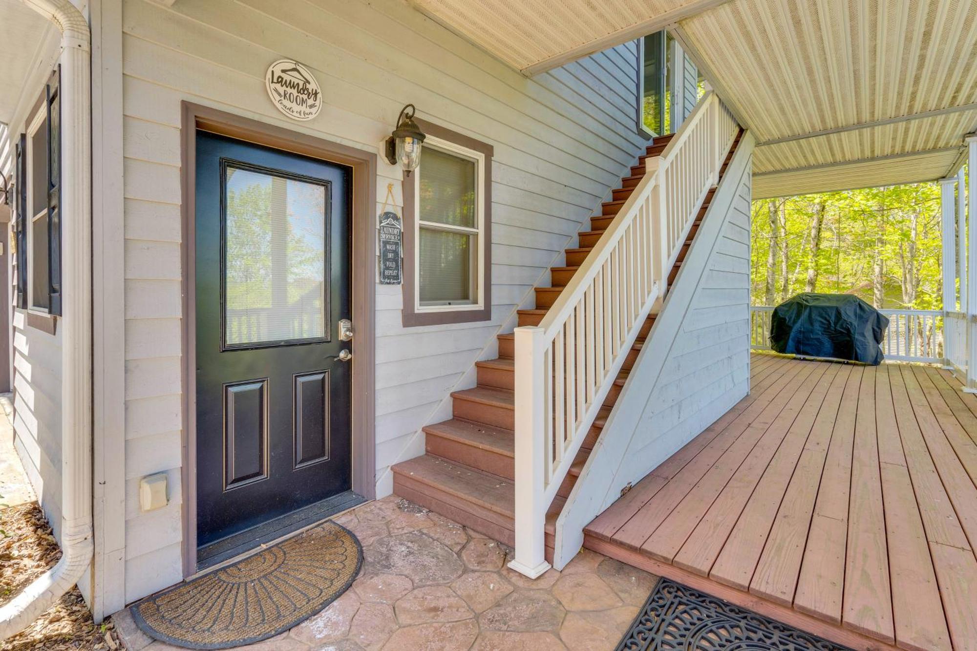 Lake-View Condo With Covered Deck In Hiawassee! Ngoại thất bức ảnh