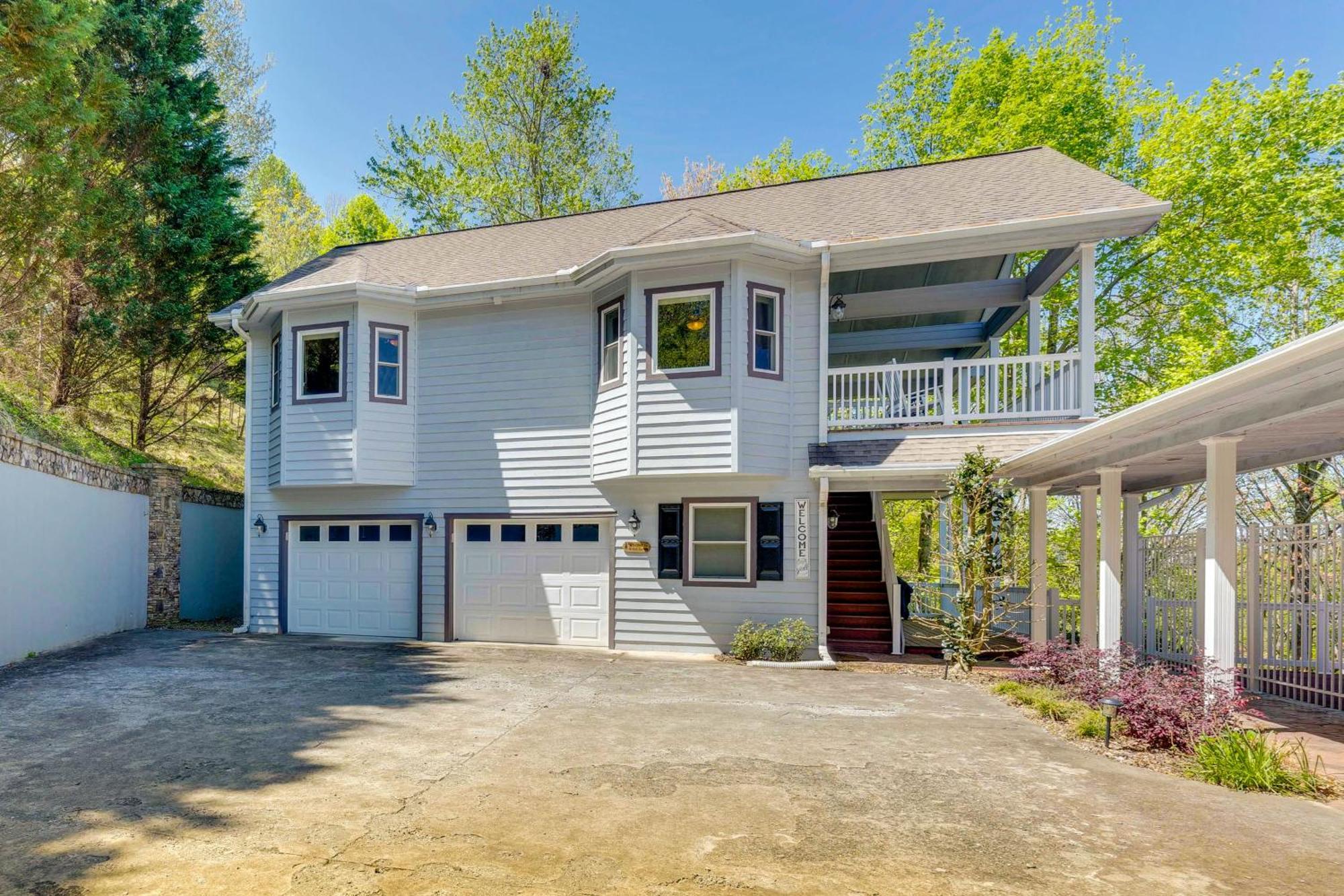 Lake-View Condo With Covered Deck In Hiawassee! Ngoại thất bức ảnh